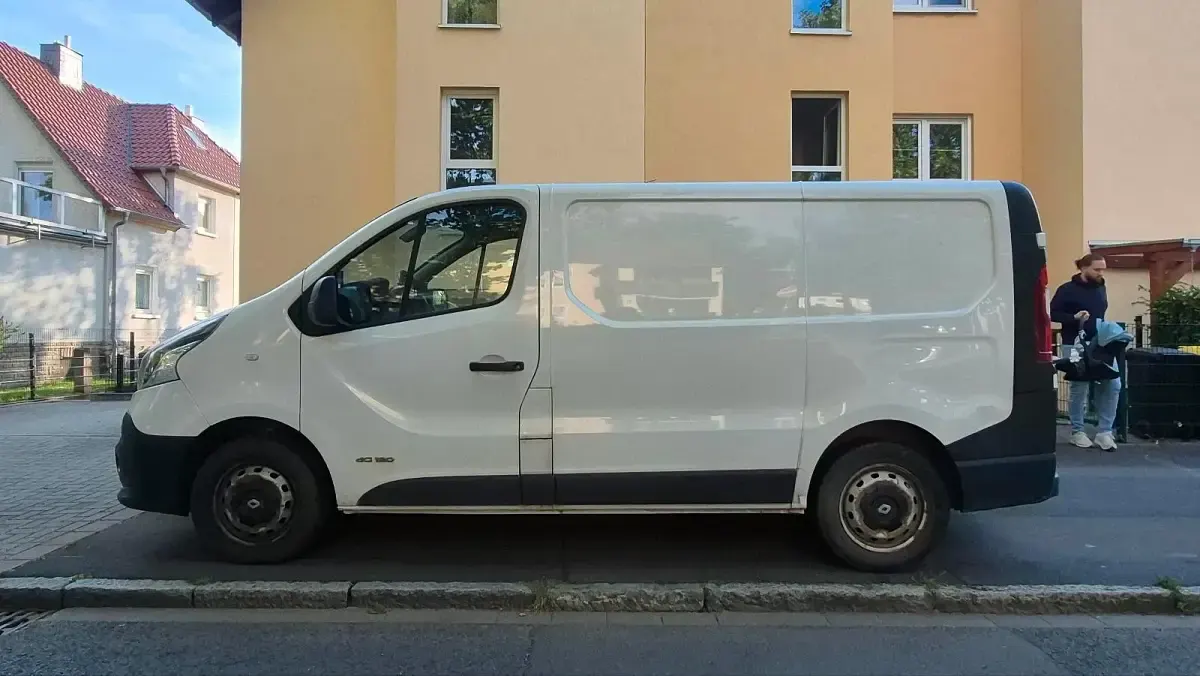 Gebraucht Renault Trafic 120 PS (88 kW) 2017 Weiß Van / Kleinbus