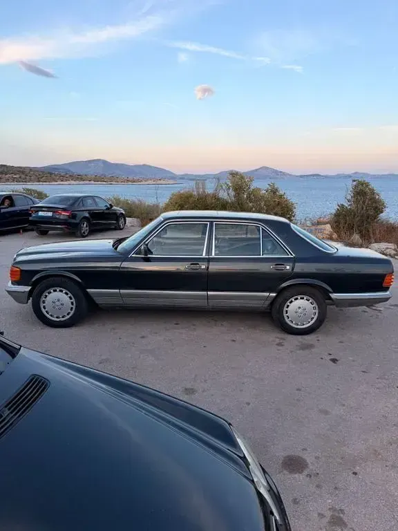 Gebraucht Mercedes E300 246 PS (180 kW) 1981 Schwarz Limousine