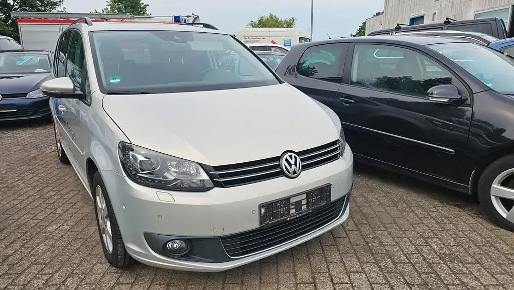 Gebraucht VW Touran 150 PS (110 kW) 2012 Silber Van / Kleinbus