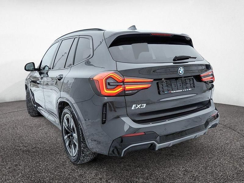 Gebraucht BMW iX3 Impressive 210 kW (286 PS) 2022 Sophistograu SUV
