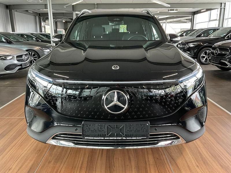 Gebraucht Mercedes EQB350 Progressive 214 kW (292 PS) 2025 Kosmosschwarz  metalliclack SUV