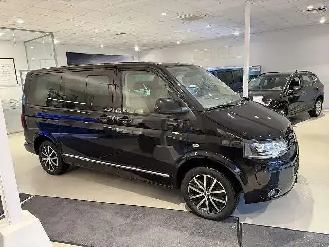 Usata VW Multivan Highline 180 CV (132 kW) 2014 Andere Monovolume
