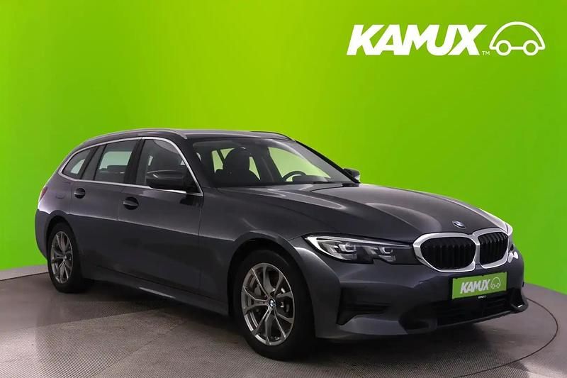 Silber / grau Gebraucht 2022 BMW 330 Kombi | 28.690 € (Superpreis) - Bild 1/4