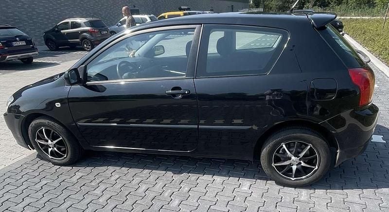 Schwarz Gebraucht 2006 Toyota Corolla Edition Kleinwagen | 2.200 € (Guter Preis) - Bild 1/4