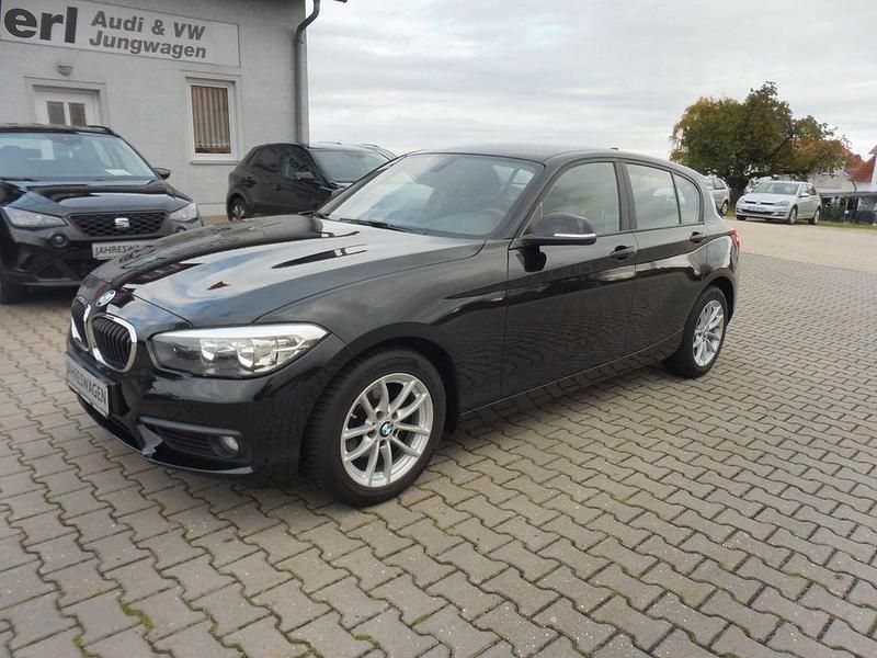Schwarz Gebraucht 2017 BMW 116 Advantage Kleinwagen | 10.480 € (Superpreis) - Bild 1/4