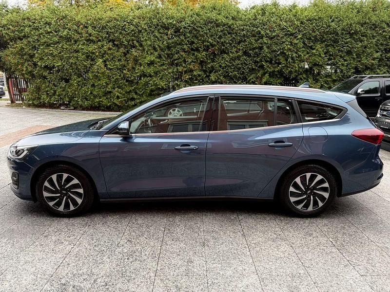 Gebraucht Ford Focus Titanium 116 PS (85 kW) 2023 Blau Limousine