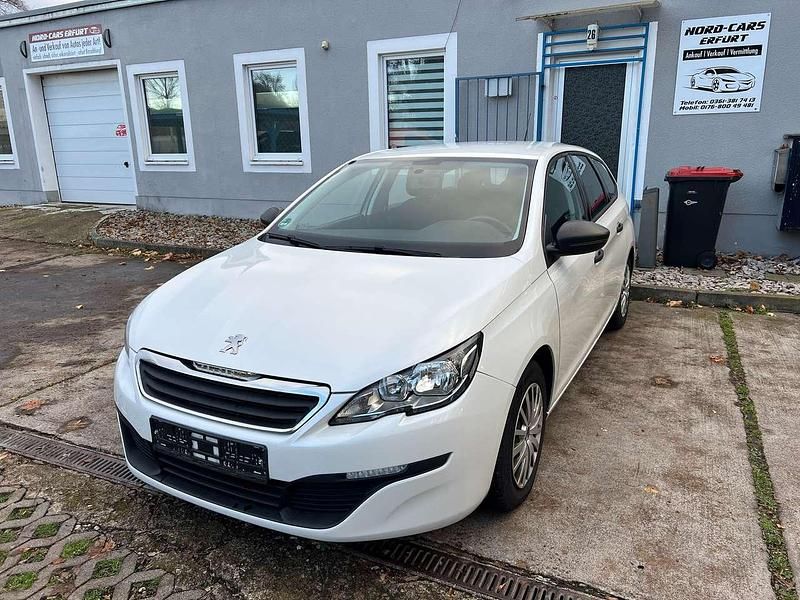 Lack weiss perlglänzend/ Gebraucht 2014 Peugeot 308 Access Kombi | 4.490 € (Guter Preis) - Bild 1/4