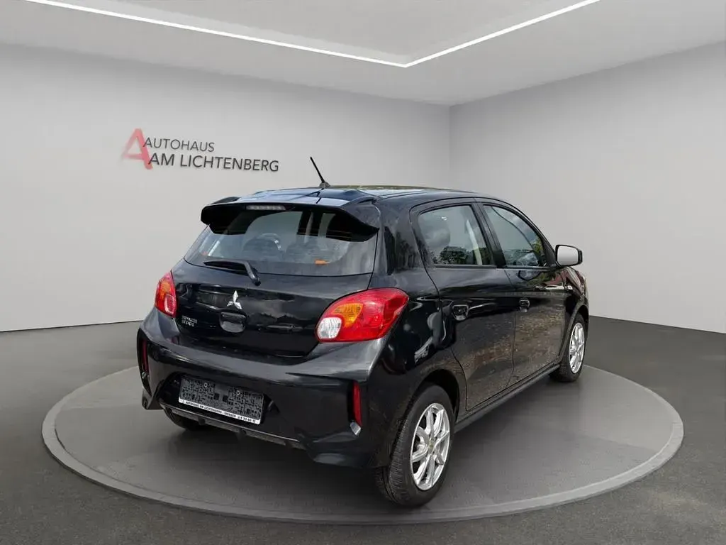 Gebraucht Mitsubishi Space Star Select 71 PS (52 kW) 2022 Rot Kleinwagen