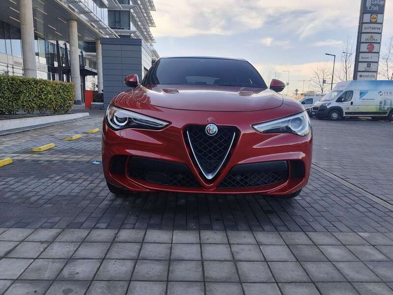 Gebraucht 2018 Alfa Romeo Stelvio Quadrifoglio SUV | 44.000 € (Guter Preis) - Bild 1/4