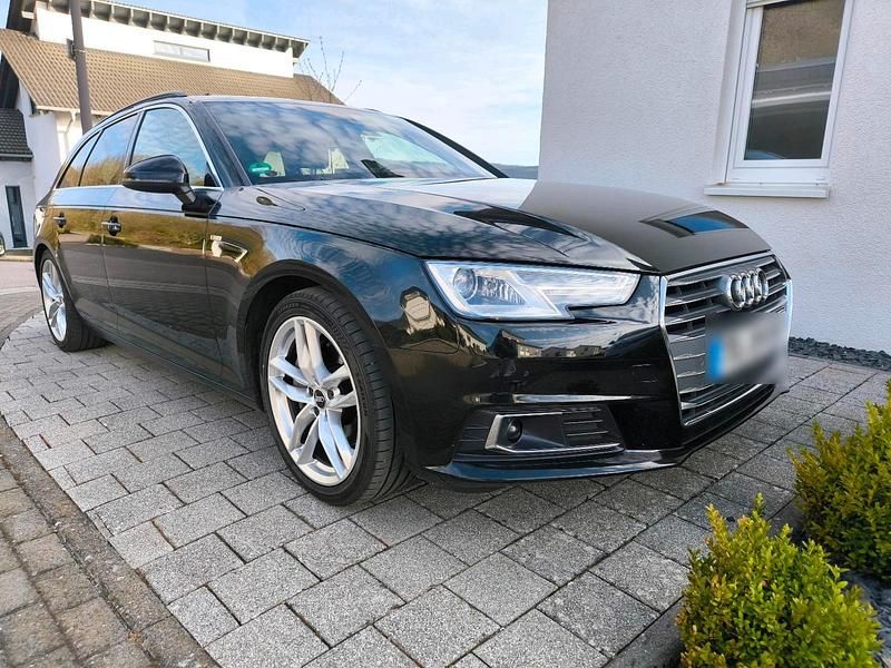 Gebraucht Audi A4 S-Line 190 PS (139 kW) 2017 Schwarz Kombi