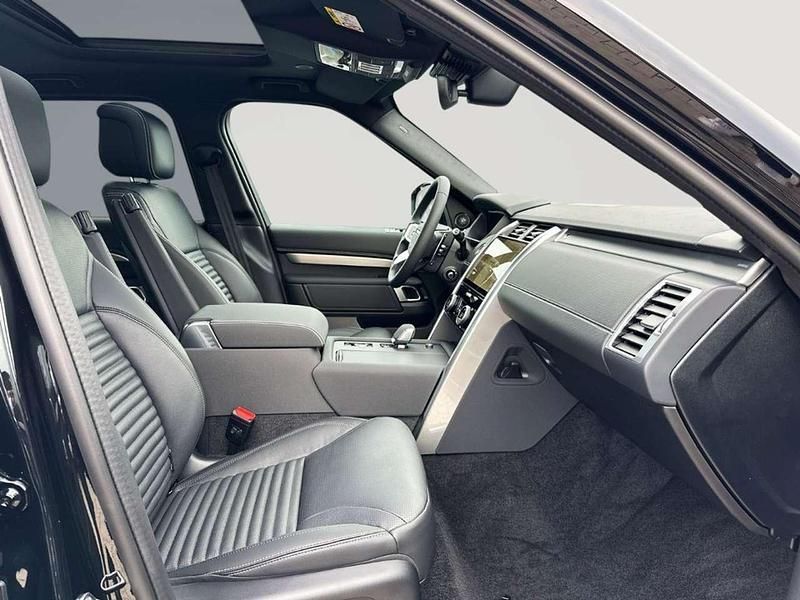 Gebraucht Land Rover Discovery 5 SE Dynamic 252 PS (185 kW) 2024 Santorini black (schwarz) SUV