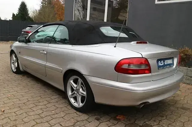 Gebraucht Volvo C70 163 PS (119 kW) 2002 Silber Cabrio
