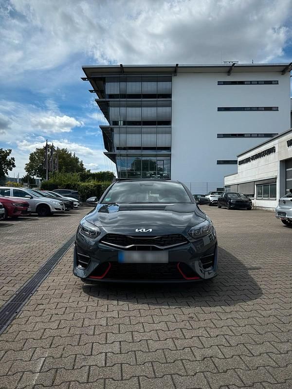 Gebraucht Kia ProCeed GT 204 PS (150 kW) 2023 Grau Kombi