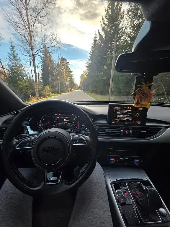 Gebraucht Audi A6 Ambiente 320 PS (235 kW) 2015 Grau Limousine