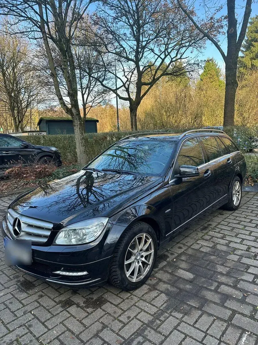 Gebraucht Mercedes C200 184 PS (135 kW) 2010 Schwarz Limousine