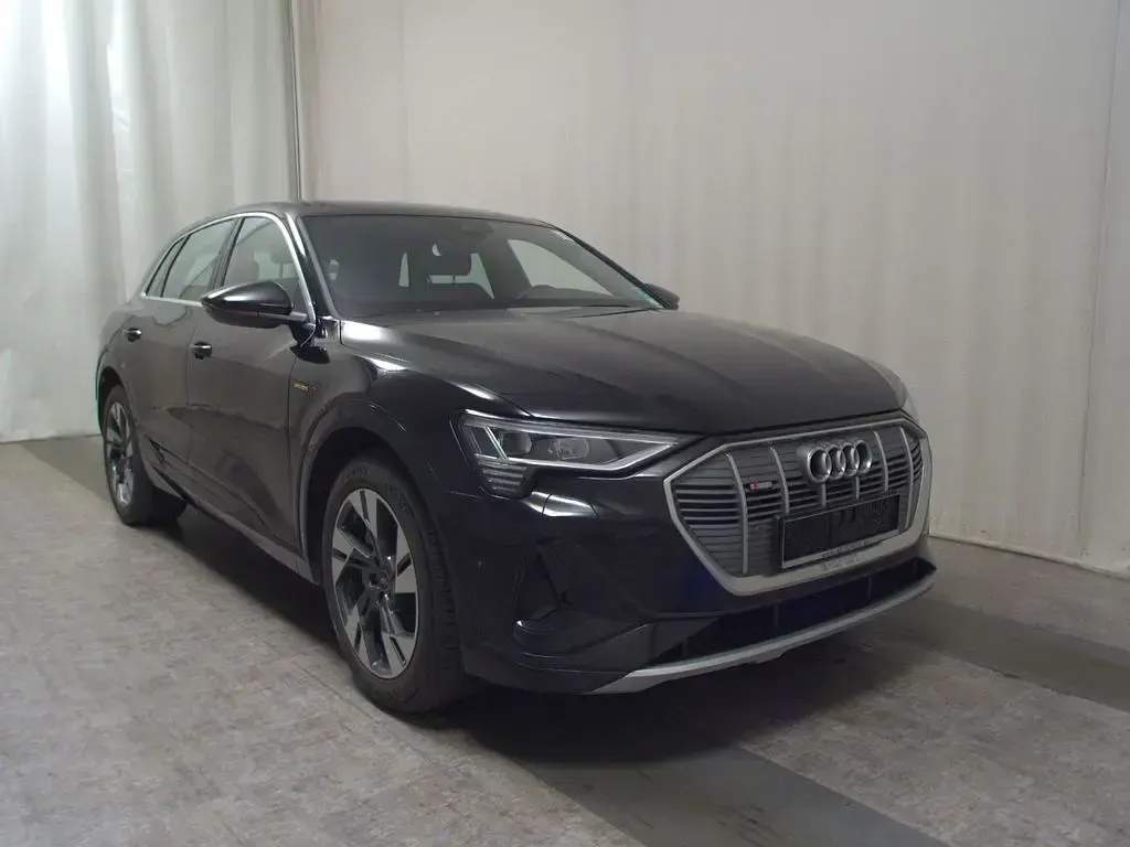 Gebraucht Audi e-tron S-Line 300 kW (408 PS) 2023 Schwarz SUV