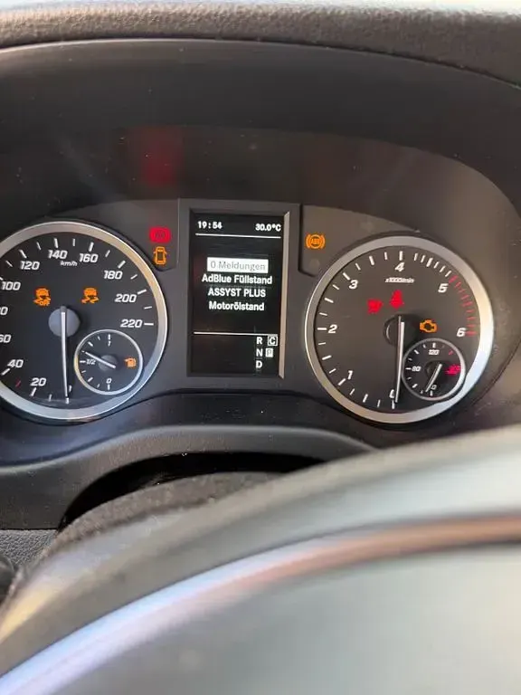 Gebraucht Mercedes Vito 163 PS (119 kW) 2021 Weiß Van