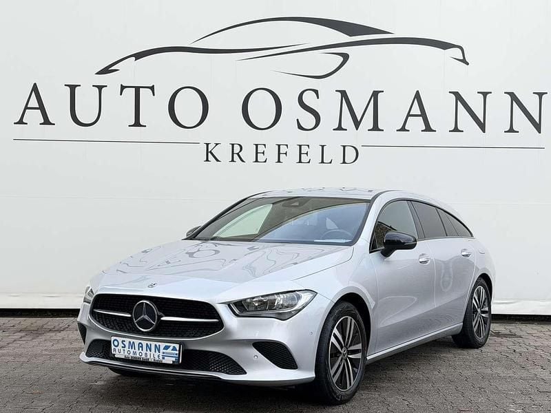 Iridium silber metallic Gebraucht 2021 Mercedes CLA180 Progressive Limousine | 18.910 € (Superpreis) - Bild 1/4