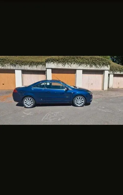 Occasion Ford Focus Cabriolet Titanium 145 ch (106 kW) 2007 Bleue Cabriolet