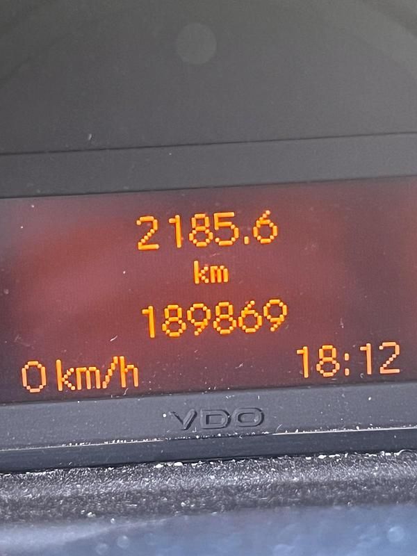 Gebraucht Mercedes C220 143 PS (105 kW) 2003 Schwarz Coupé