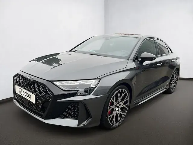 Gebraucht Audi RS3 Sport 400 PS (294 kW) 2024 Grau Limousine