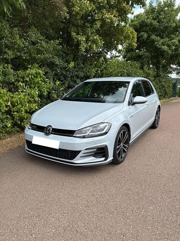 Weiß Gebraucht 2017 VW Golf GTD Limousine | 20.499 € (Fairer Preis) - Bild 1/4