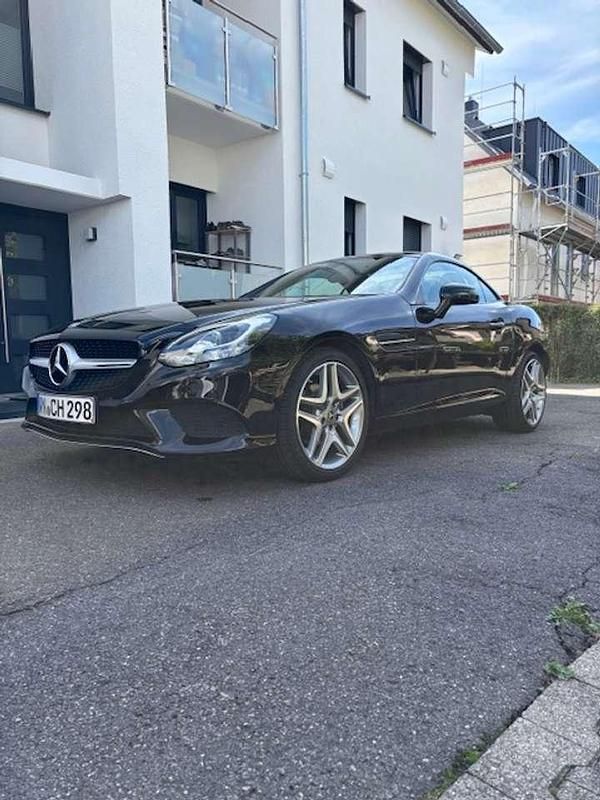 Schwarz Gebraucht 2017 Mercedes SLC180 Cabrio | 27.000 € (Guter Preis) - Bild 1/4