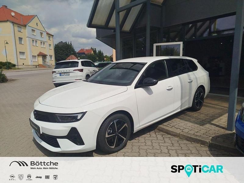 Lack weiss banquise/typ aussenverkleidung spiegel flach standard Gebraucht 2024 Opel Astra Kombi | 25.980 € (Fairer Preis) - Bild 1/4