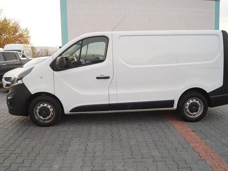 Gebraucht Opel Vivaro 118 PS (86 kW) 2018 Weiß Van / Kleinbus
