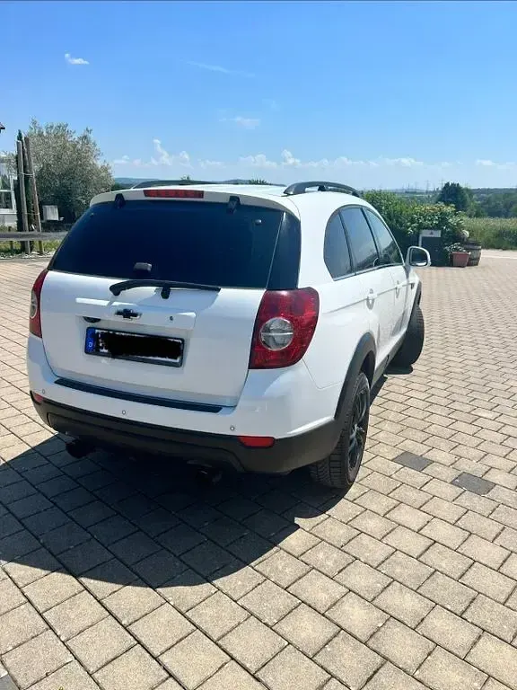 Gebraucht Chevrolet Captiva LT 167 PS (122 kW) 2011 Weiß SUV