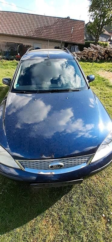 Gebraucht Ford Mondeo 125 PS (91 kW) 2005 Blau Kombi