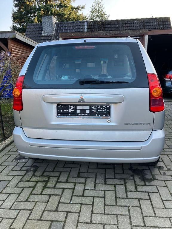 Gebraucht Mitsubishi Space Star 82 PS (60 kW) 2003 Grau Van / Kleinbus