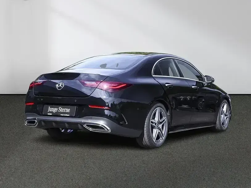 Gebraucht Mercedes CLA200 Advanced Plus 163 PS (119 kW) 2025 Unilack nachtschwarz Coupé