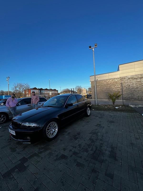 Gebraucht BMW 323 170 PS (125 kW) 2000 Schwarz Limousine