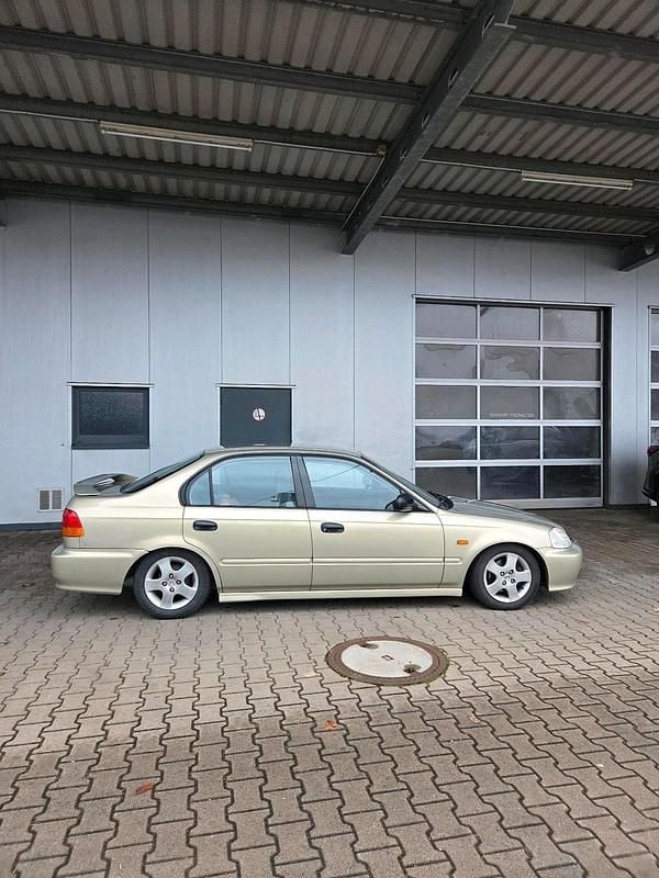 Gebraucht Honda Civic 90 PS (66 kW) 2000 Limousine