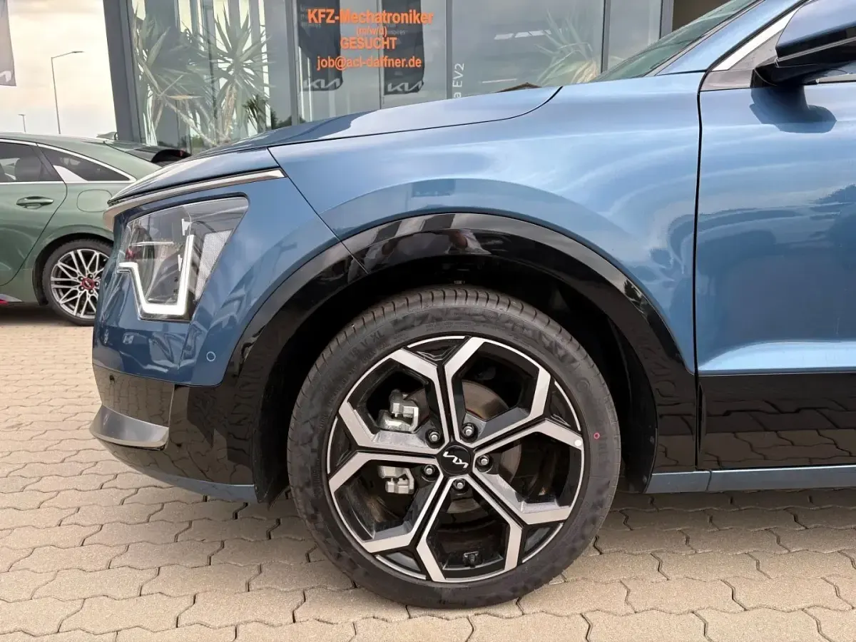 Neu Kia Niro Spirit 102 PS (75 kW) 2026 Blau SUV