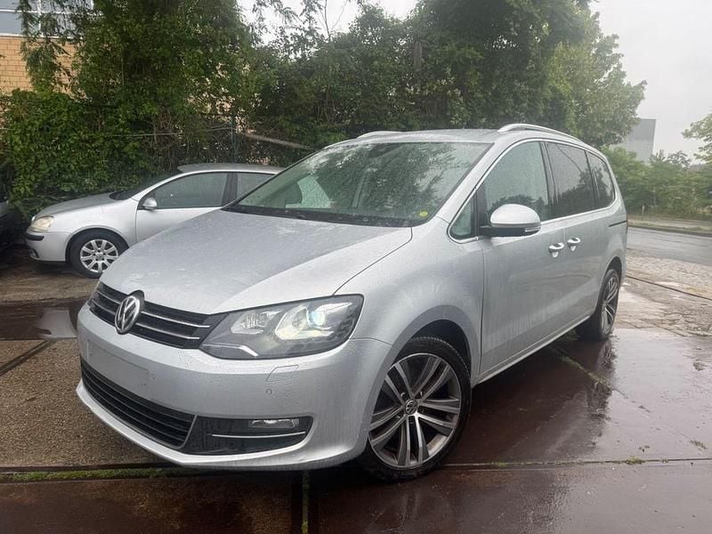 Gebraucht VW Sharan Highline 150 PS (110 kW) 2020 Silber Van / Kleinbus