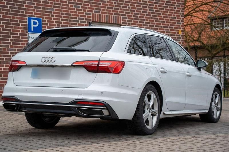 Gebraucht Audi A4 Ambiente 190 PS (139 kW) 2020 Weiß Kombi