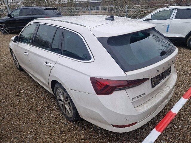 Gebraucht Skoda Octavia First Edition 150 PS (110 kW) 2020 Weiß Kombi