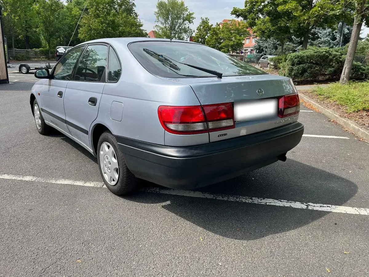 Gebraucht Toyota Carina 99 PS (72 kW) 1995 Blau Limousine