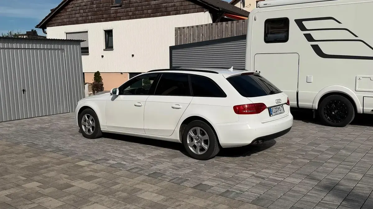 Gebraucht Audi A4 143 PS (105 kW) 2011 Weiß Kombi