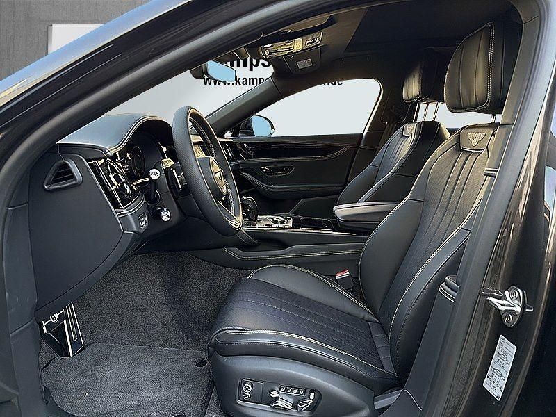 Brugt Bentley Flying Spur 680 HK (500 kW) 2026 Sort Sedan