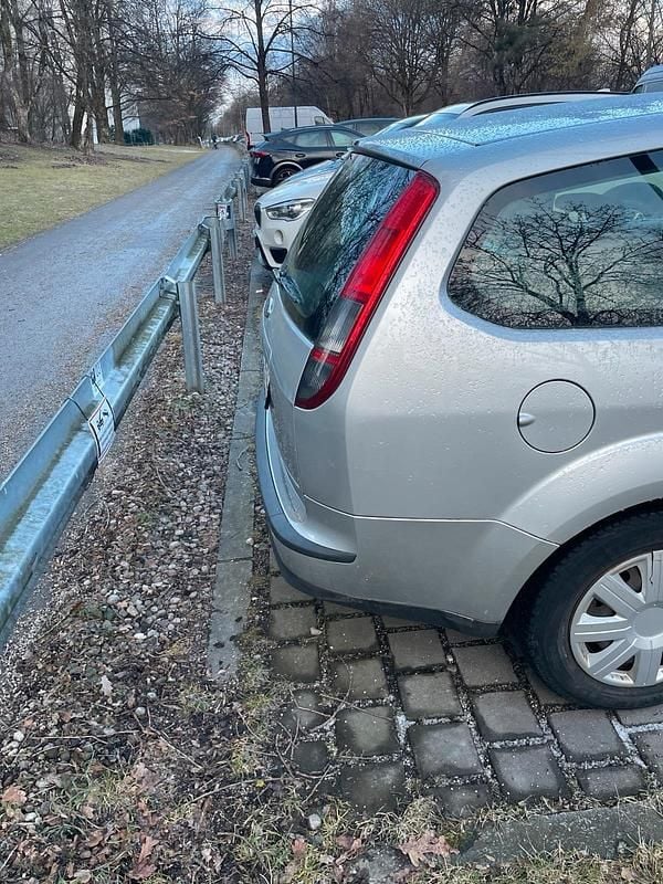Gebraucht Ford Focus 101 PS (74 kW) 2006 Silber Kombi