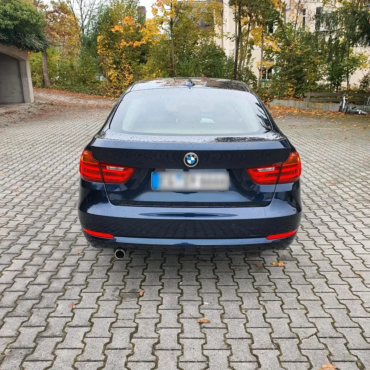 Gebraucht BMW 320 186 PS (136 kW) 2014 Blau Limousine