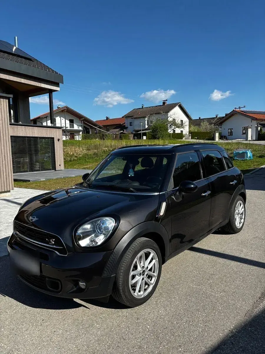 Usado Mini Cooper SD 143 HP (105 kW) 2015 Preto Citadino