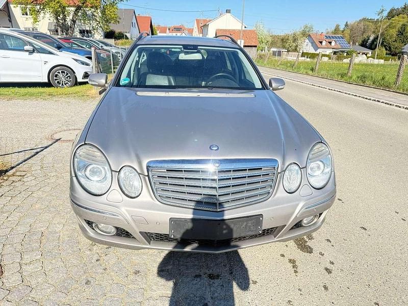 Second-hand Mercedes E280 190 CP (139 kW) 2006 Argintiu Break