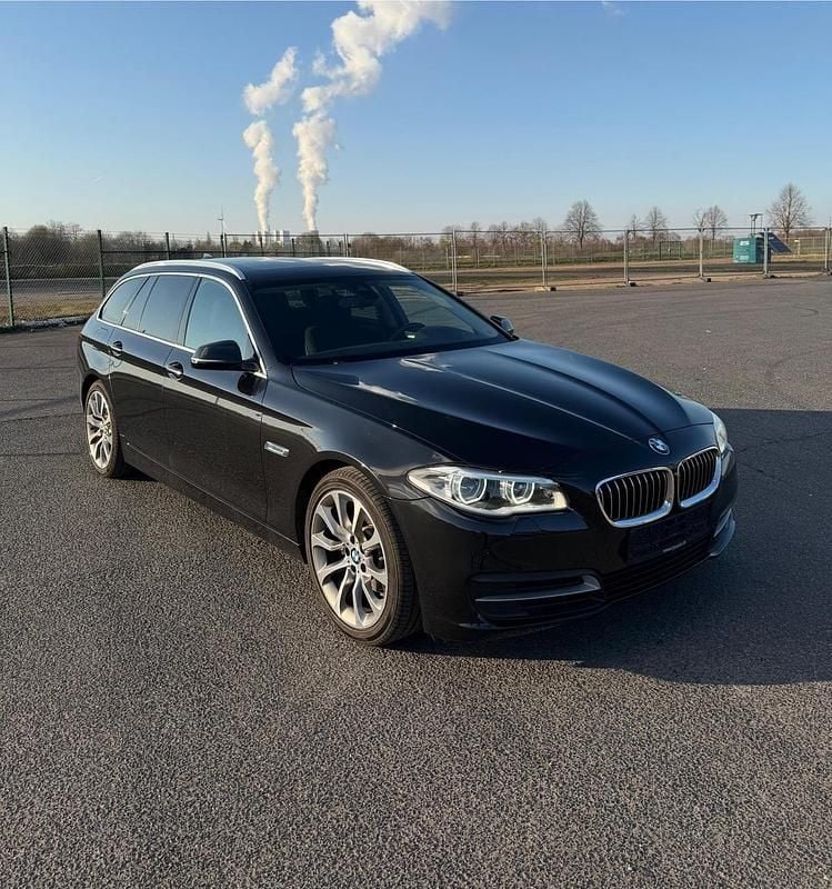 Gebraucht BMW 520 190 PS (139 kW) 2016 Schwarz Kombi