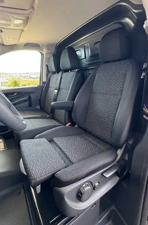 Neu Mercedes Vito 136 PS (100 kW) 2026 Grau Van