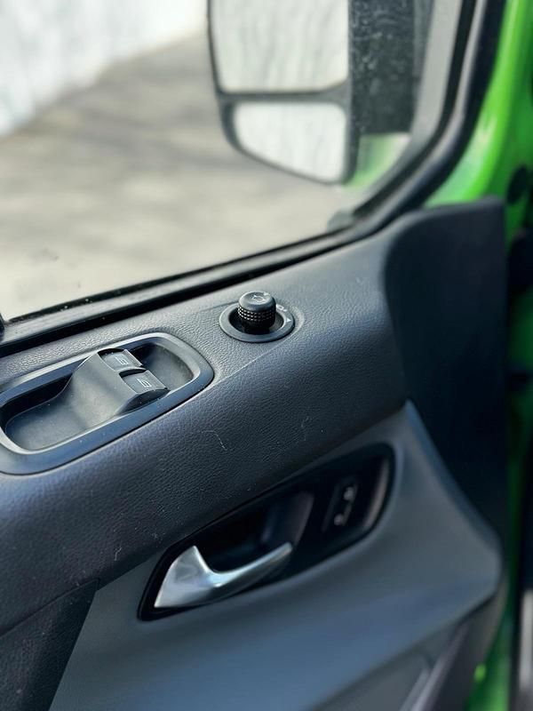 Usata Ford Transit Custom 140 CV (102 kW) 2014 Verde Monovolume