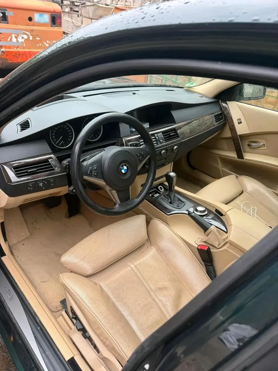 Gebraucht BMW 545 333 PS (244 kW) 2004 Grün Limousine
